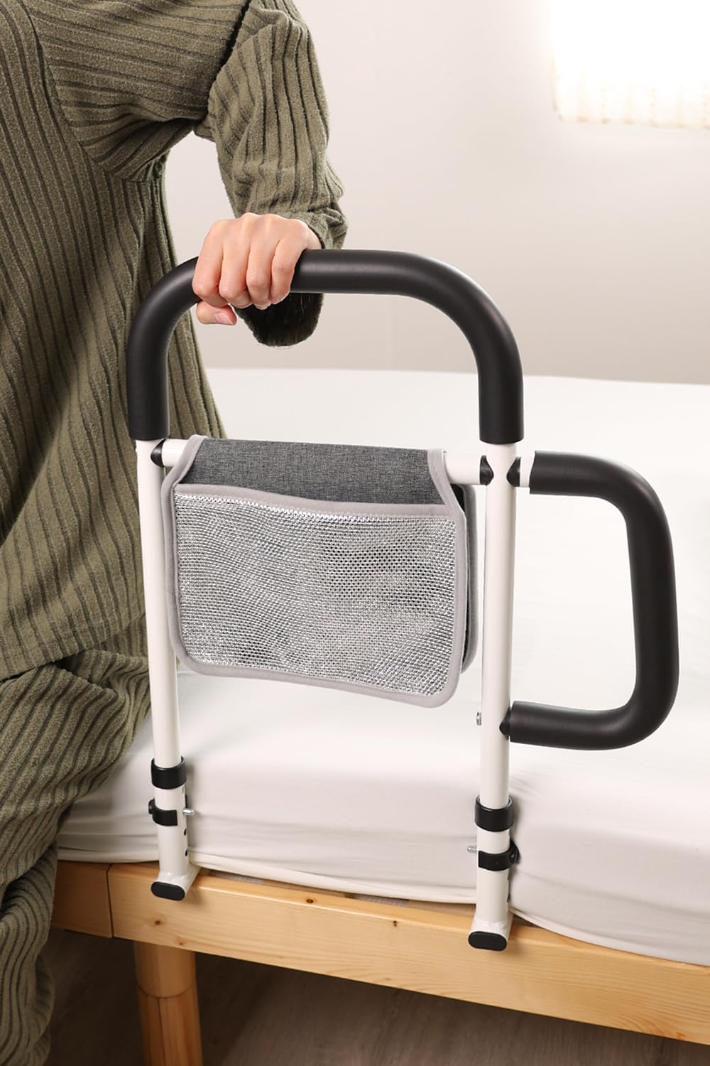 ♿ 介護ベッド用 手すり (立ち座りの負担を楽に⭐角度調節)【取扱説明書付】 ♿ 【取扱説明書付】介護ベッド用 手すり (立ち座りの負担を楽に